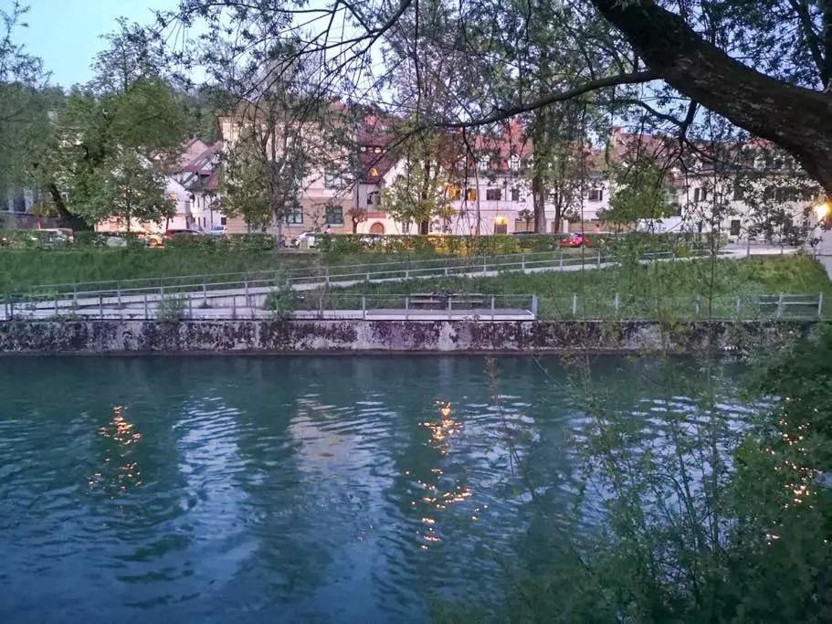 Krakovo By The River Lublaň Exteriér fotografie